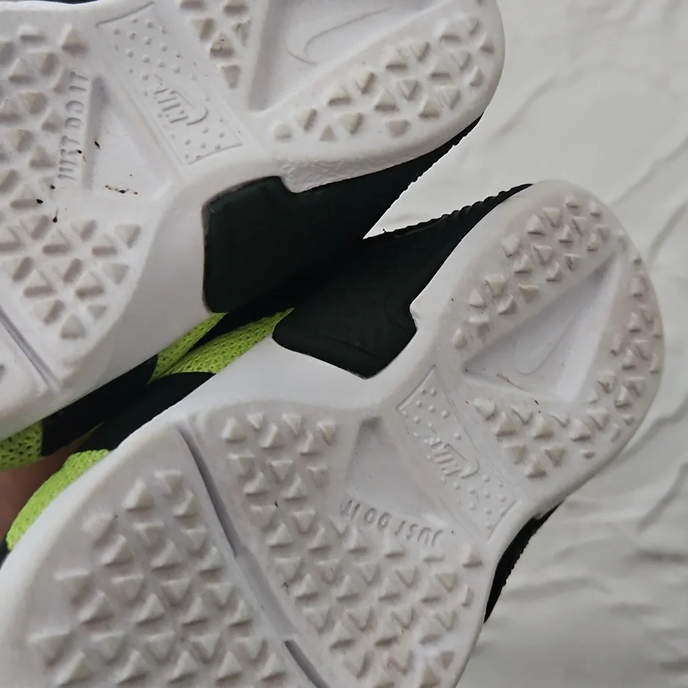 Nike Huaraches Baby Shoes Size 4C